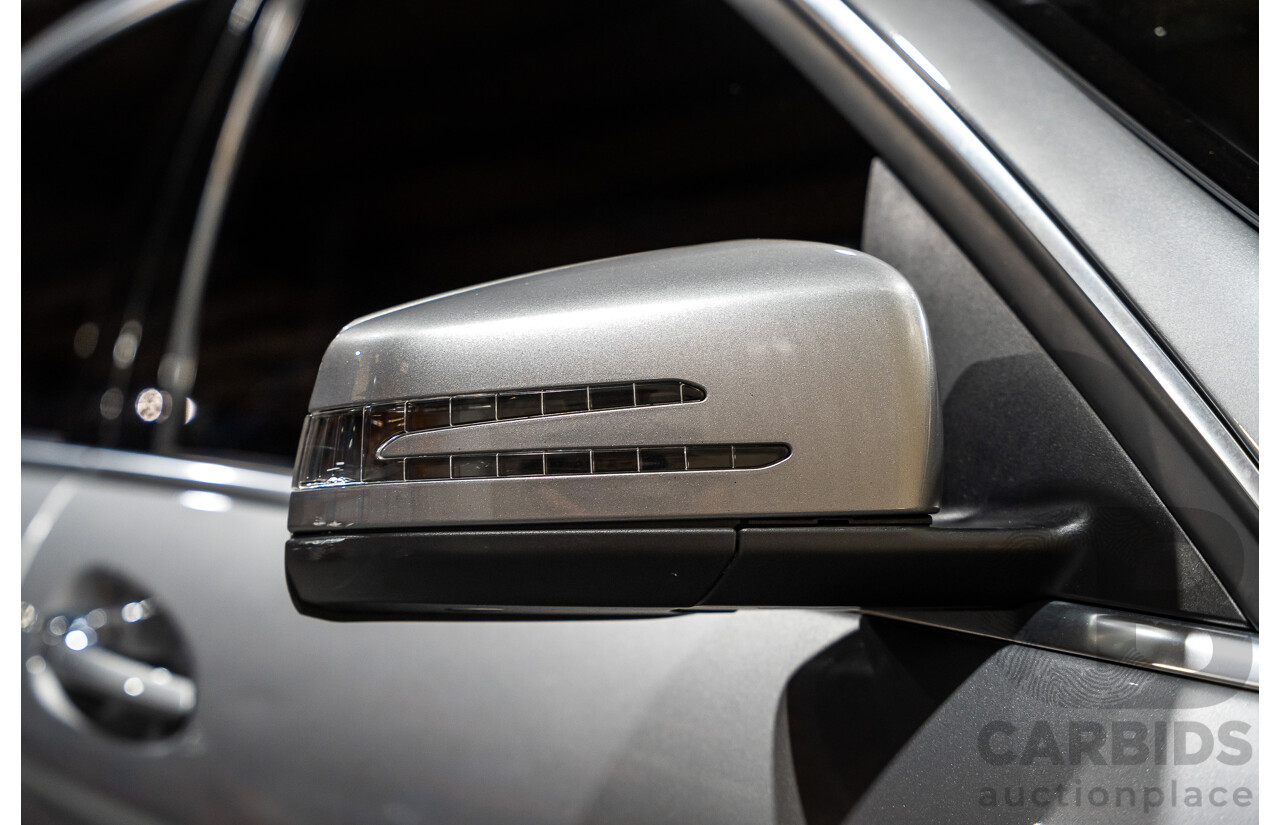 11/2011 Mercedes-Benz C63 AMG W204 MY11 4d Sedan Palladium Silver Metallic V8 6.2L