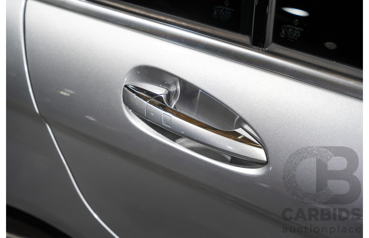 11/2011 Mercedes-Benz C63 AMG W204 MY11 4d Sedan Palladium Silver Metallic V8 6.2L