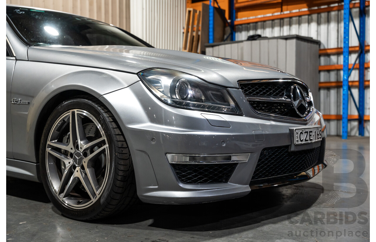 11/2011 Mercedes-Benz C63 AMG W204 MY11 4d Sedan Palladium Silver Metallic V8 6.2L