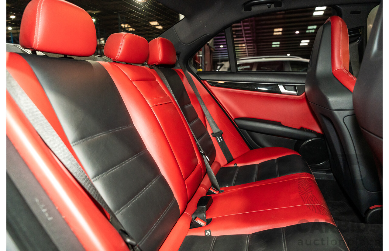 11/2011 Mercedes-Benz C63 AMG W204 MY11 4d Sedan Palladium Silver Metallic V8 6.2L