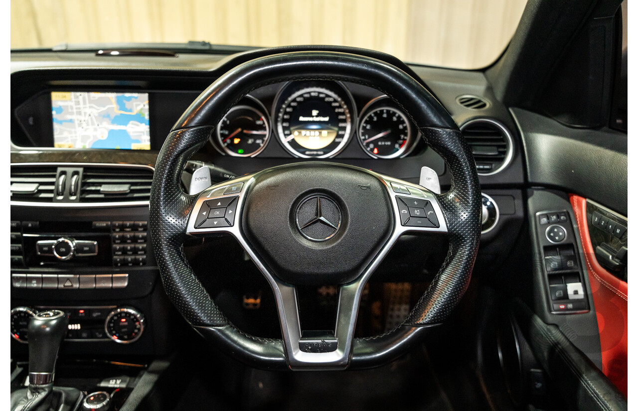 11/2011 Mercedes-Benz C63 AMG W204 MY11 4d Sedan Palladium Silver Metallic V8 6.2L