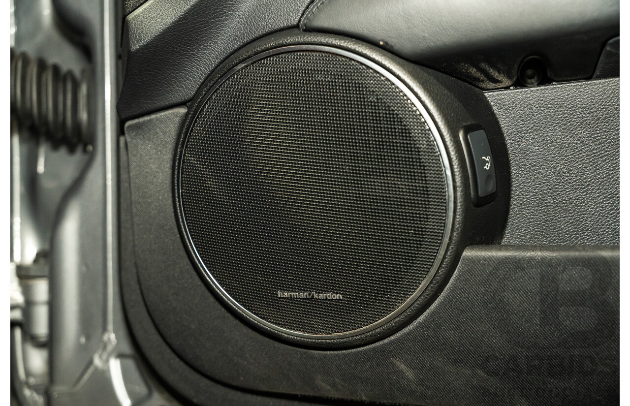 11/2011 Mercedes-Benz C63 AMG W204 MY11 4d Sedan Palladium Silver Metallic V8 6.2L