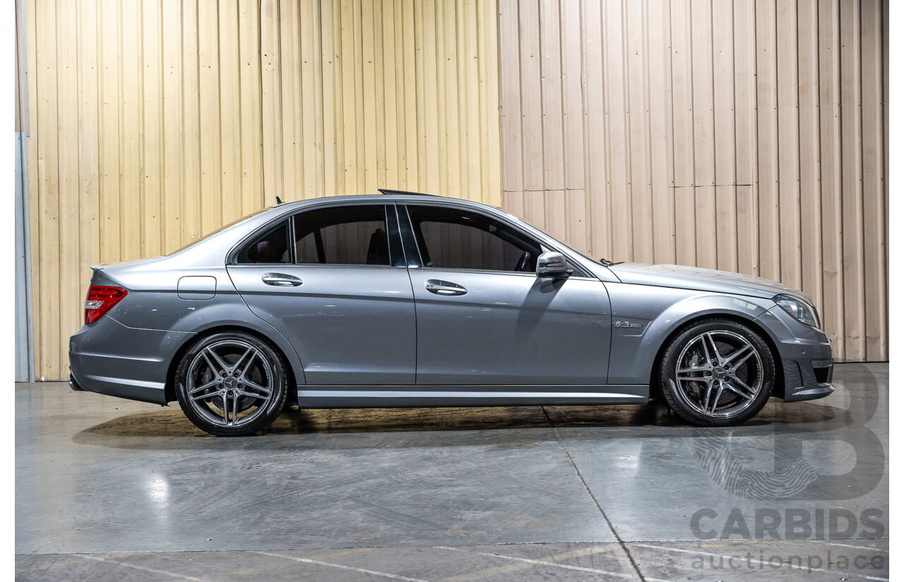 11/2011 Mercedes-Benz C63 AMG W204 MY11 4d Sedan Palladium Silver Metallic V8 6.2L