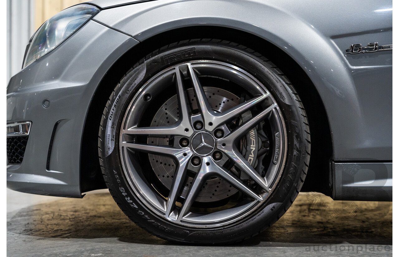 11/2011 Mercedes-Benz C63 AMG W204 MY11 4d Sedan Palladium Silver Metallic V8 6.2L