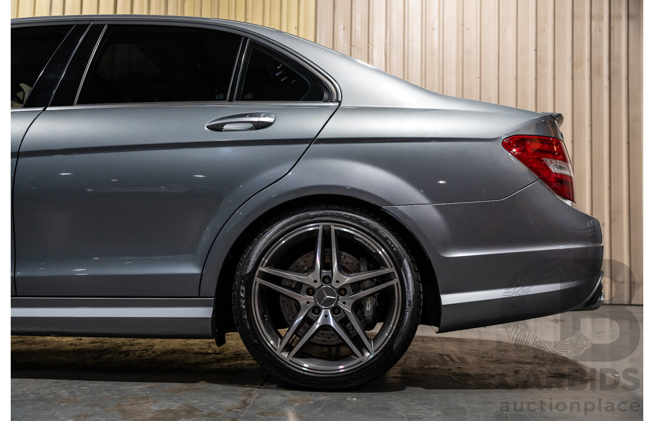 11/2011 Mercedes-Benz C63 AMG W204 MY11 4d Sedan Palladium Silver Metallic V8 6.2L