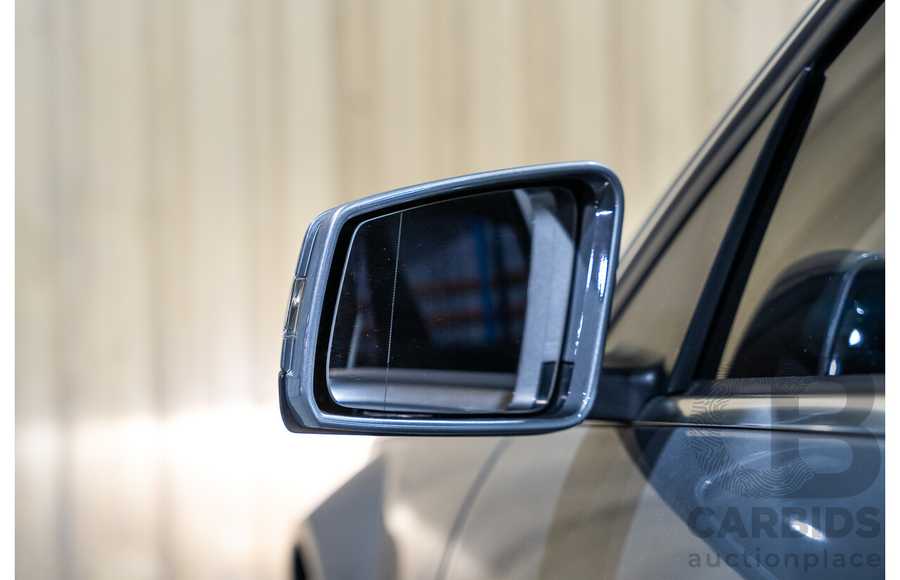 11/2011 Mercedes-Benz C63 AMG W204 MY11 4d Sedan Palladium Silver Metallic V8 6.2L