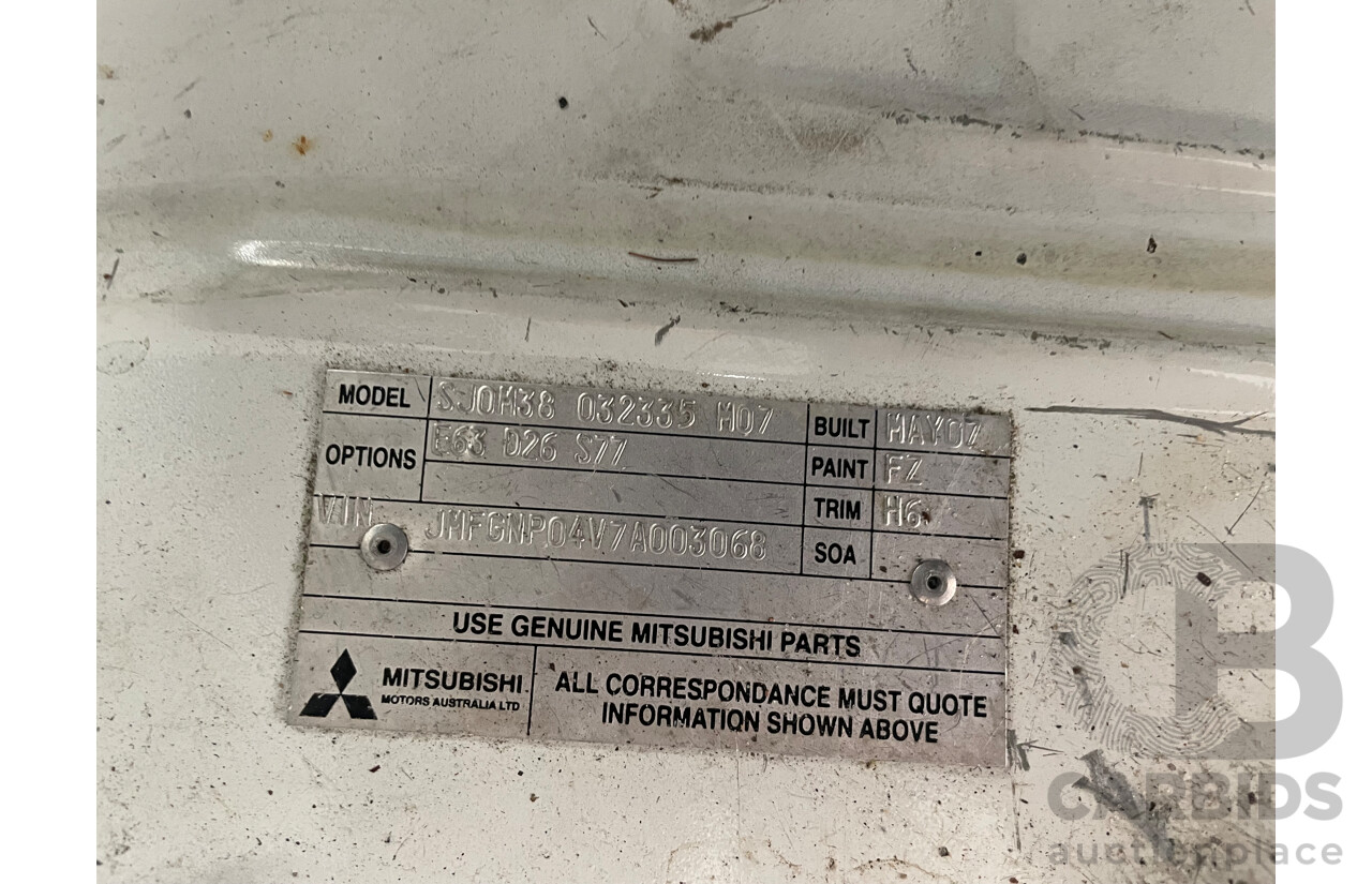 07/2007 Mitsubishi Express SWB RWD SJ MY07 Van White 2.4L