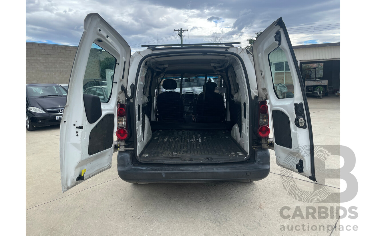 06/2016 Citroen Berlingo 1.6 HDI LONG FWD B9C MY16 Van White 1.6L