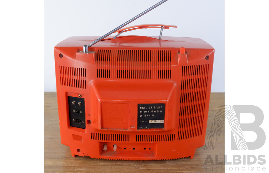 Retro Burnt Orange JVC Solid State - Lot 1528127 | ALLBIDS