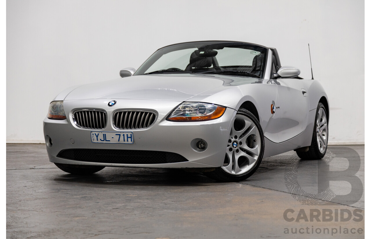 07/2003 BMW Z4 3.0i E85 2D Roadster Titan Silver Metallic 3.0L