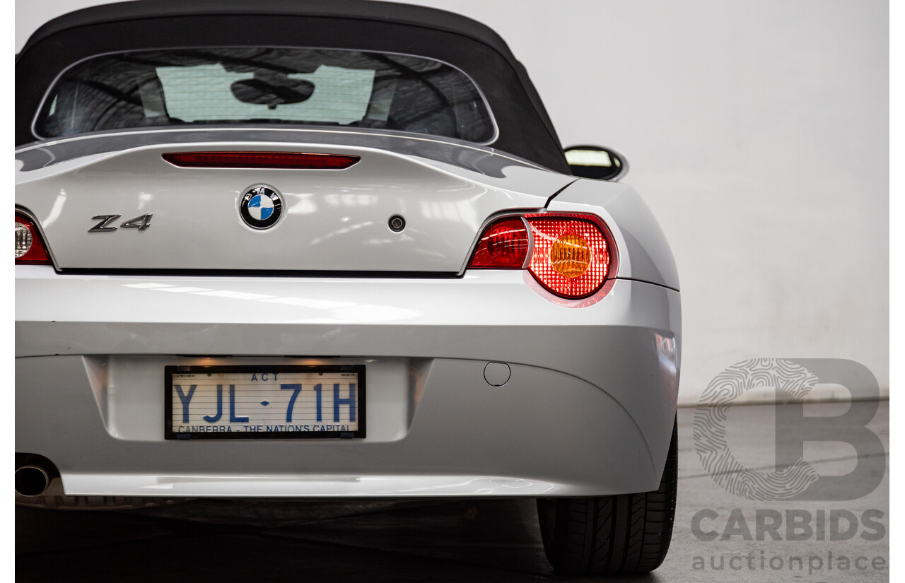 07/2003 BMW Z4 3.0i E85 2D Roadster Titan Silver Metallic 3.0L