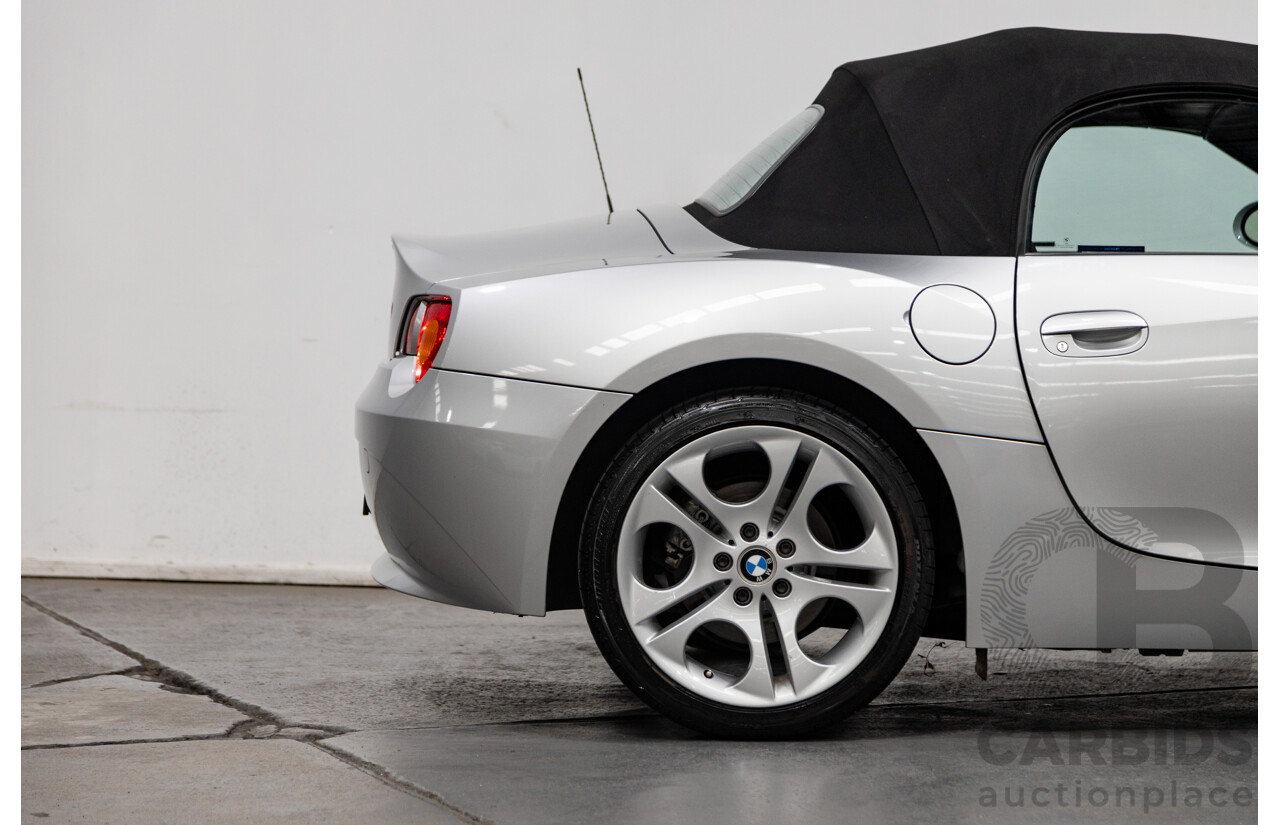 07/2003 BMW Z4 3.0i E85 2D Roadster Titan Silver Metallic 3.0L