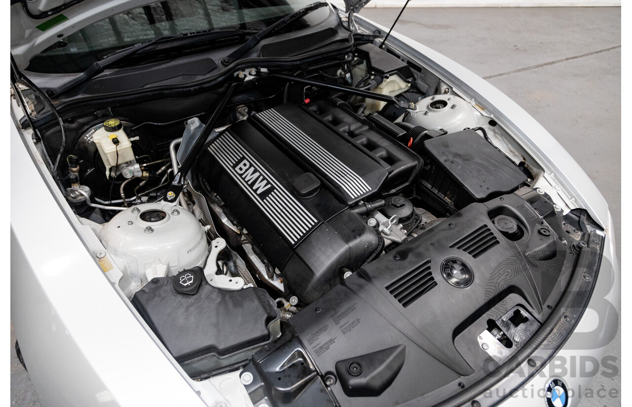 07/2003 BMW Z4 3.0i E85 2D Roadster Titan Silver Metallic 3.0L