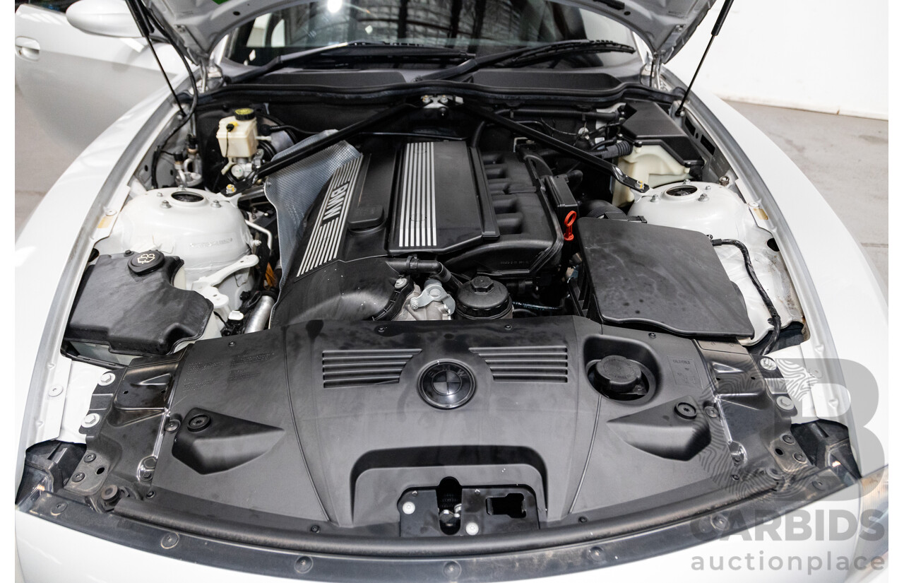 07/2003 BMW Z4 3.0i E85 2D Roadster Titan Silver Metallic 3.0L