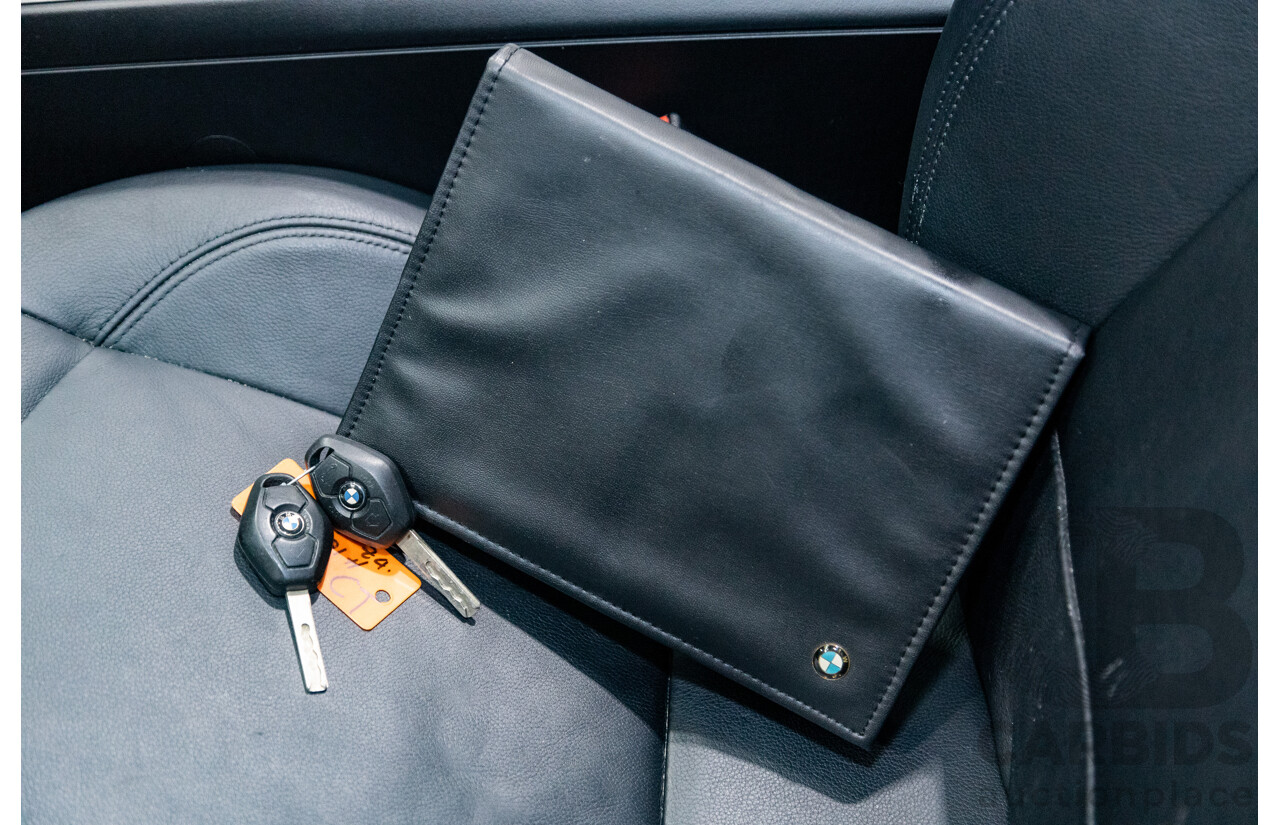 07/2003 BMW Z4 3.0i E85 2D Roadster Titan Silver Metallic 3.0L