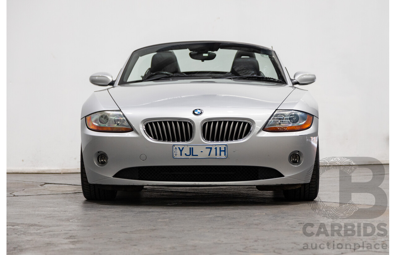 07/2003 BMW Z4 3.0i E85 2D Roadster Titan Silver Metallic 3.0L