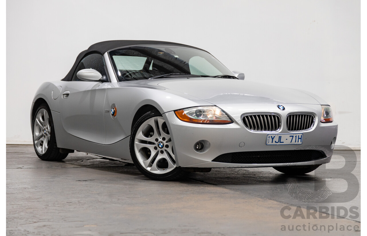 07/2003 BMW Z4 3.0i E85 2D Roadster Titan Silver Metallic 3.0L