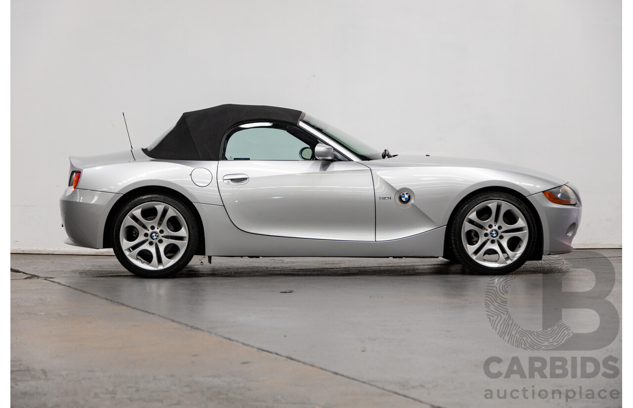 07/2003 BMW Z4 3.0i E85 2D Roadster Titan Silver Metallic 3.0L