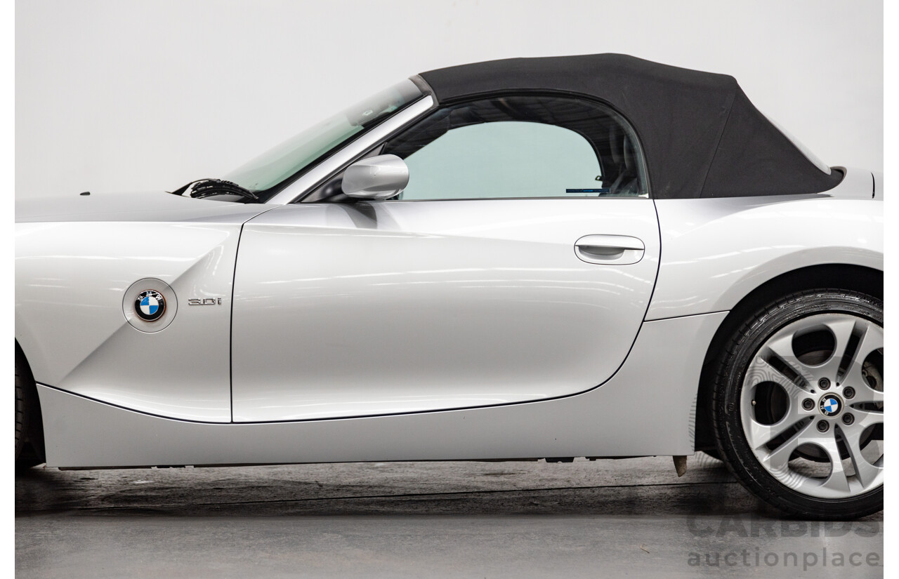 07/2003 BMW Z4 3.0i E85 2D Roadster Titan Silver Metallic 3.0L
