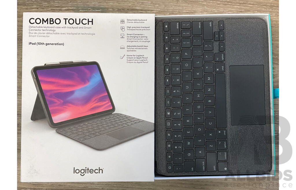 LOGITECH Combo Touch  Detachable Keyboard Case with Trackpad and Smart Connector Technology for IPad 10th