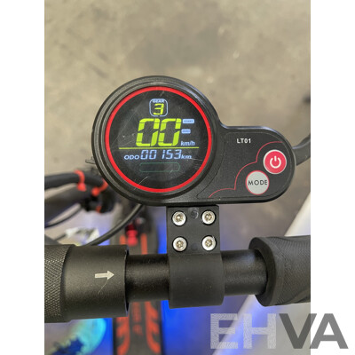 Kaabo Skywalker 8 Electric Scooter