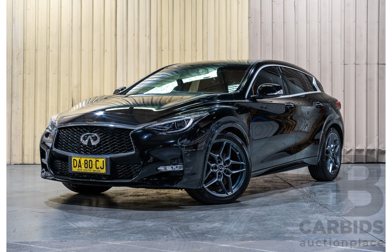 08/2016 Infiniti Q30 Sport 4d Hatchback Metallic Black Turbo Diesel 2.2L