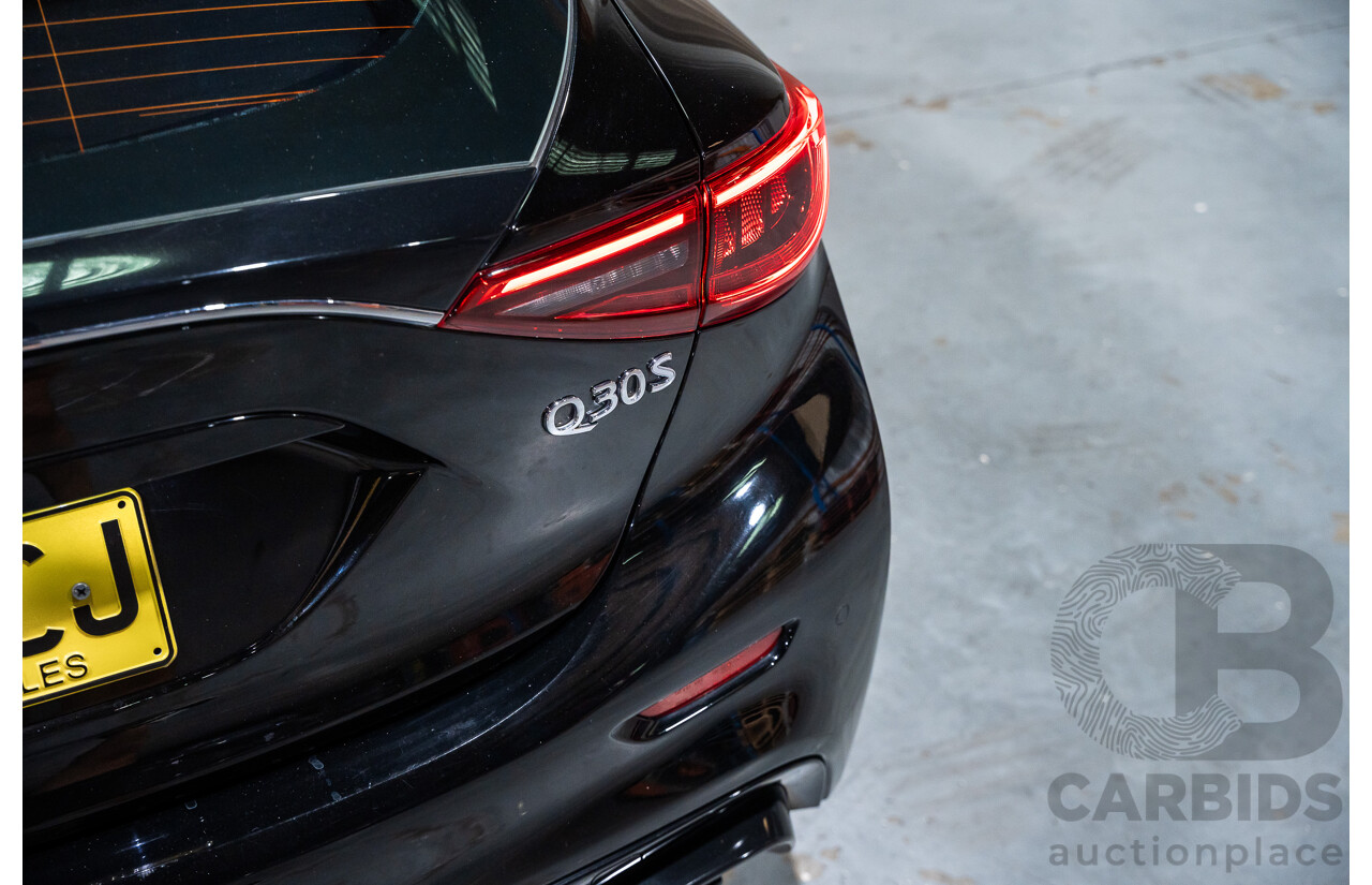 08/2016 Infiniti Q30 Sport 4d Hatchback Metallic Black Turbo Diesel 2.2L