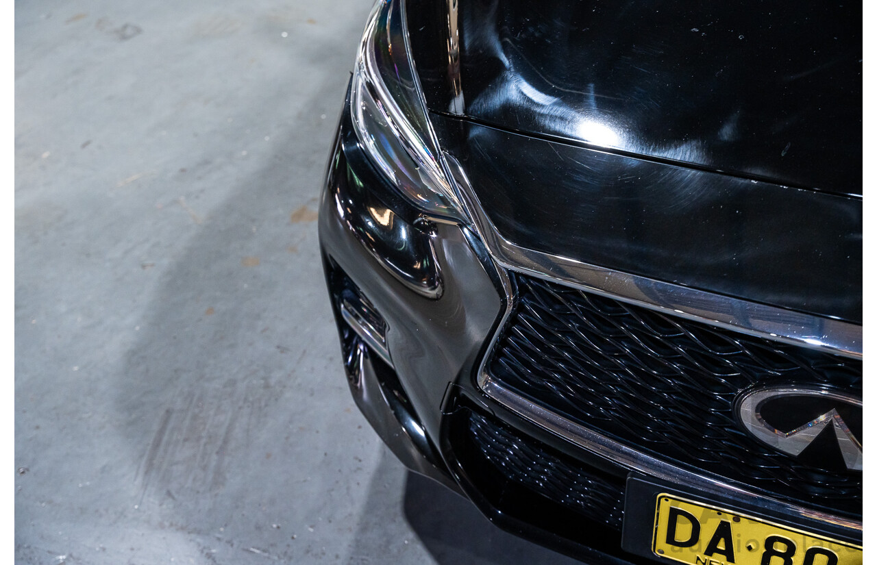 08/2016 Infiniti Q30 Sport 4d Hatchback Metallic Black Turbo Diesel 2.2L