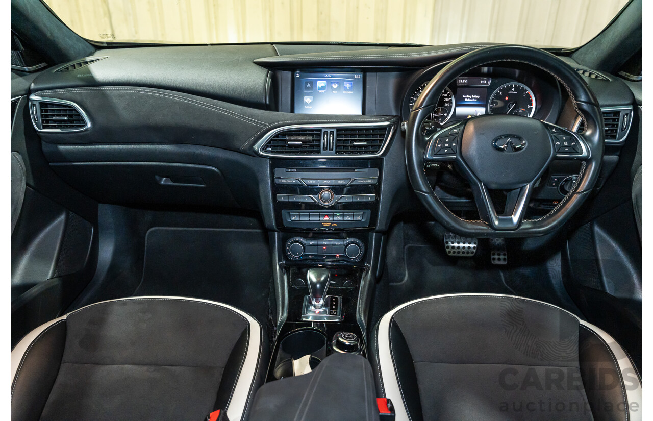 08/2016 Infiniti Q30 Sport 4d Hatchback Metallic Black Turbo Diesel 2.2L