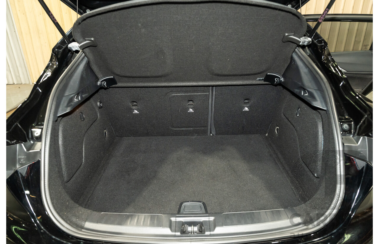 08/2016 Infiniti Q30 Sport 4d Hatchback Metallic Black Turbo Diesel 2.2L