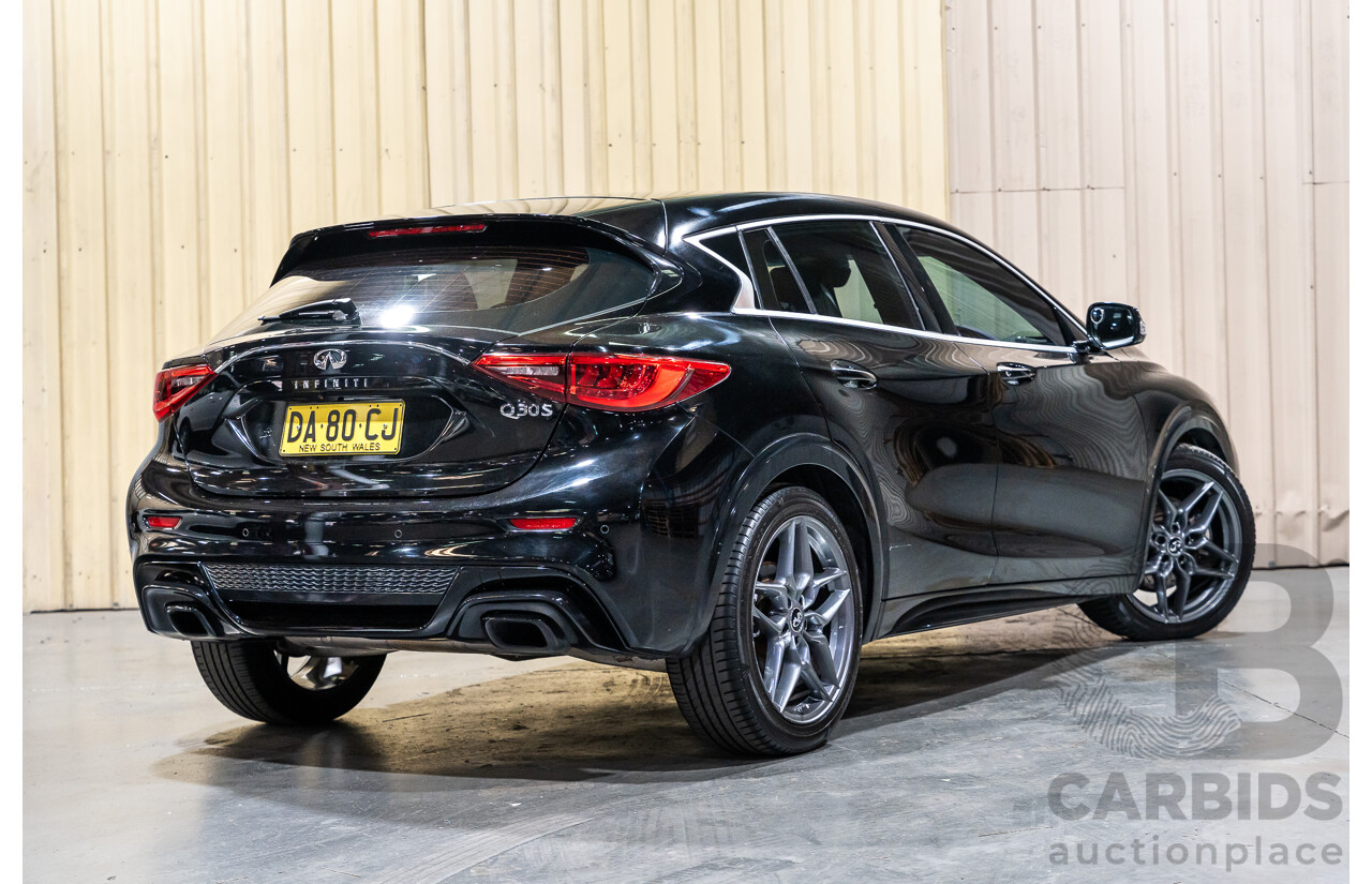 08/2016 Infiniti Q30 Sport 4d Hatchback Metallic Black Turbo Diesel 2.2L