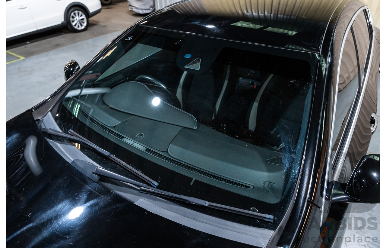 08/2016 Infiniti Q30 Sport 4d Hatchback Metallic Black Turbo Diesel 2.2L