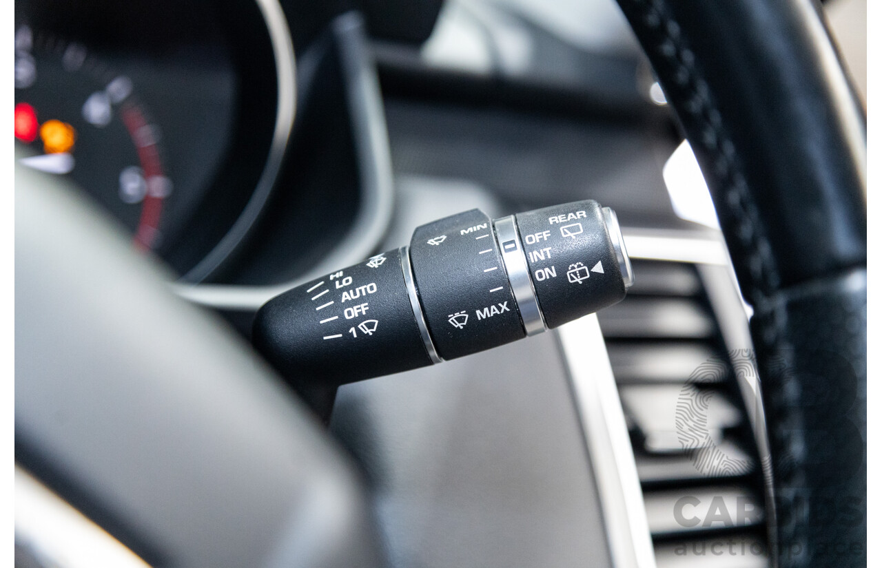 11/2015 Range Rover Range Rover Sport 3.0 TDV6 SE (AWD) LW MY16 4d Wagon Ammonite Metallic Grey Turbo Diesel V6 3.0L