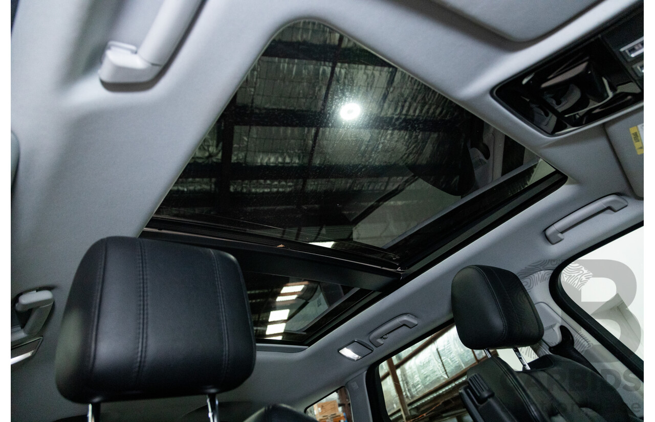 11/2015 Range Rover Range Rover Sport 3.0 TDV6 SE (AWD) LW MY16 4d Wagon Ammonite Metallic Grey Turbo Diesel V6 3.0L