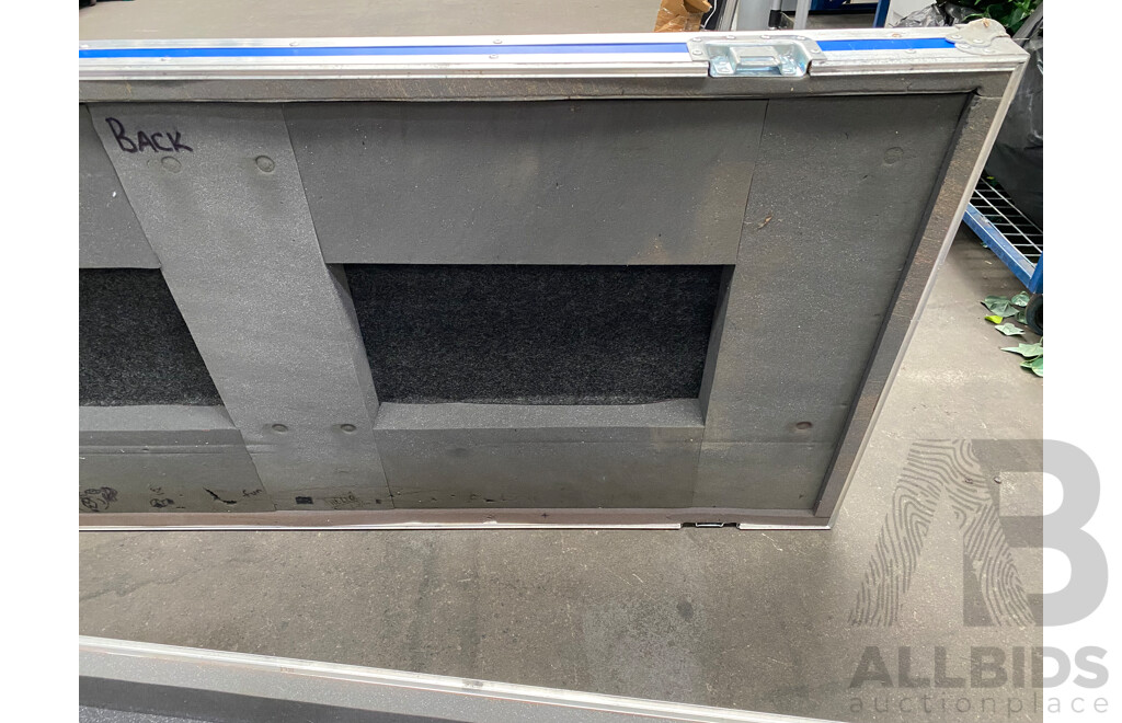 Allen & Heath GL3300 40 Channel Dual Function Audio Mixing Console with Rack Units and Road Cases