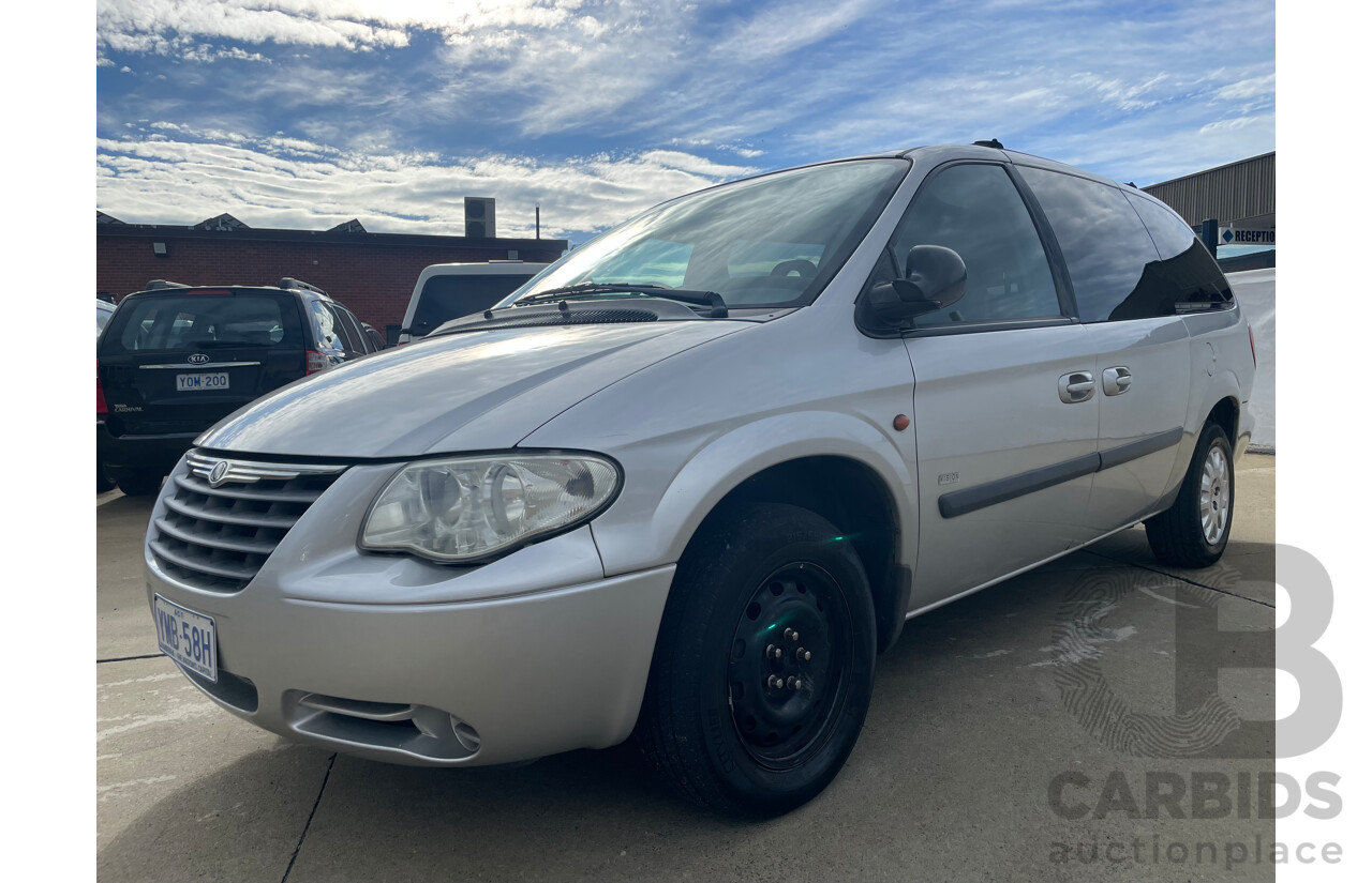 02/2007 Chrysler Voyager SE FWD RG 05 UPGRADE 4D Wagon Silver 3.3L
