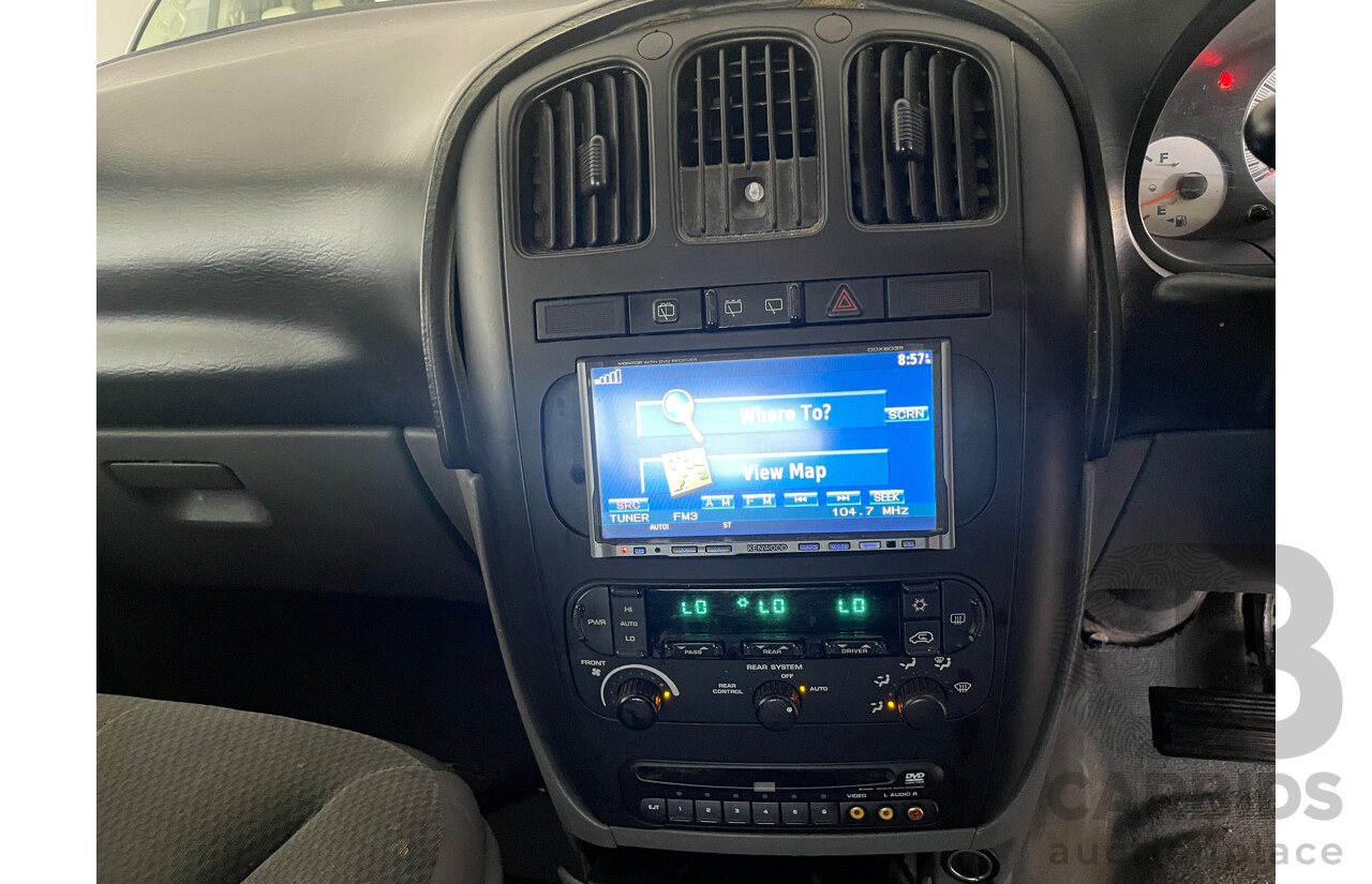 02/2007 Chrysler Voyager SE FWD RG 05 UPGRADE 4D Wagon Silver 3.3L