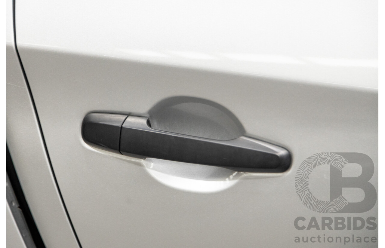 10/2015 Mitsubishi Triton GLX (4x4) MQ MY16 Dual Cab Utility Metallic Silver Turbo Diesel 2.4L