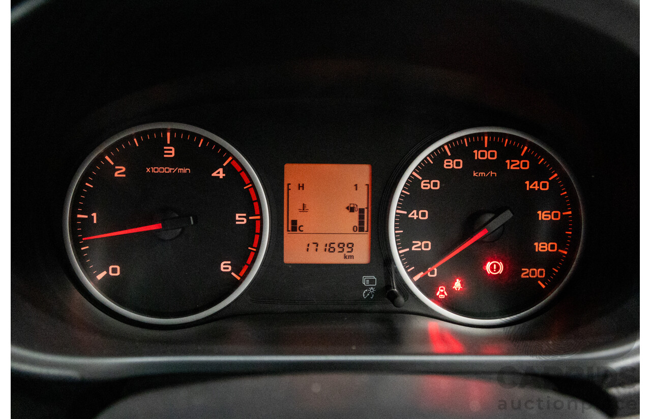 10/2015 Mitsubishi Triton GLX (4x4) MQ MY16 Dual Cab Utility Metallic Silver Turbo Diesel 2.4L