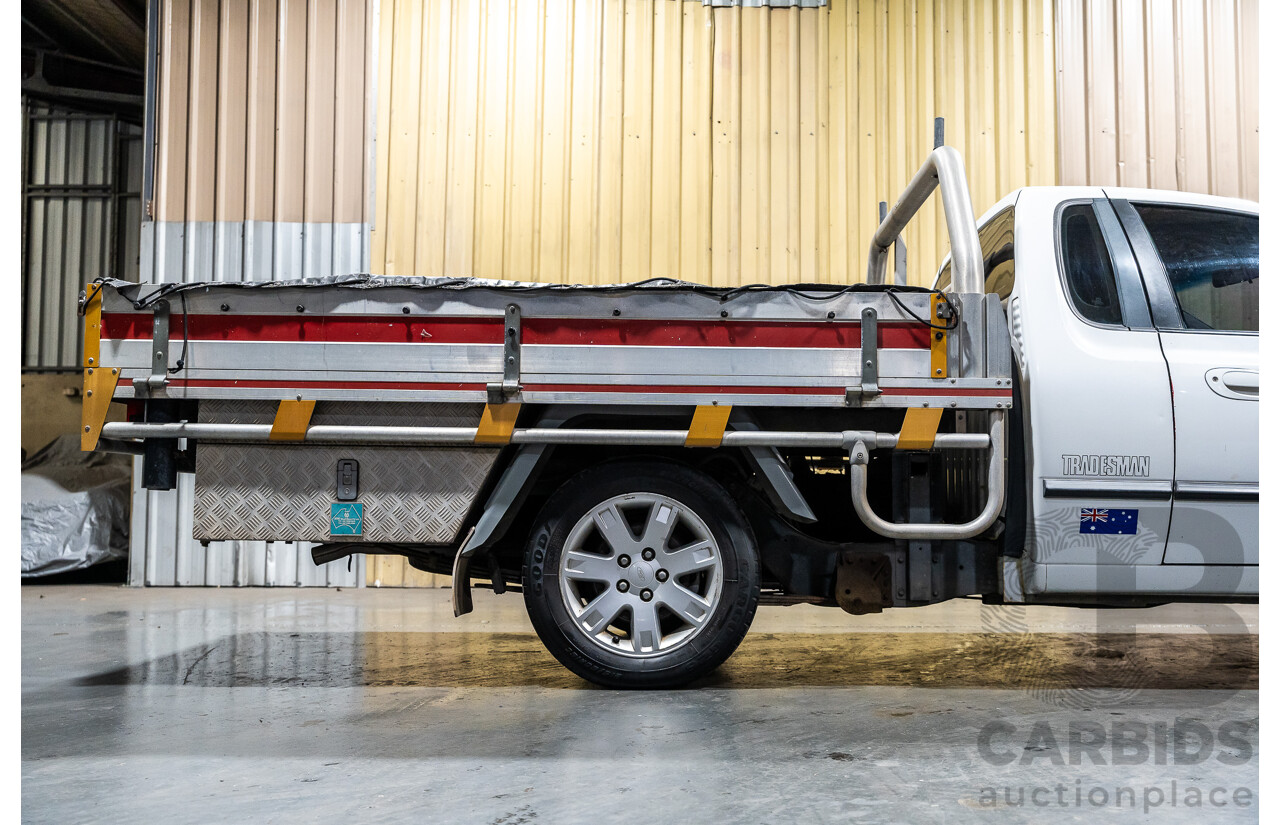 5/2002 Ford Falcon XL Tradesman AUII 2d C/Chas White 4.0L