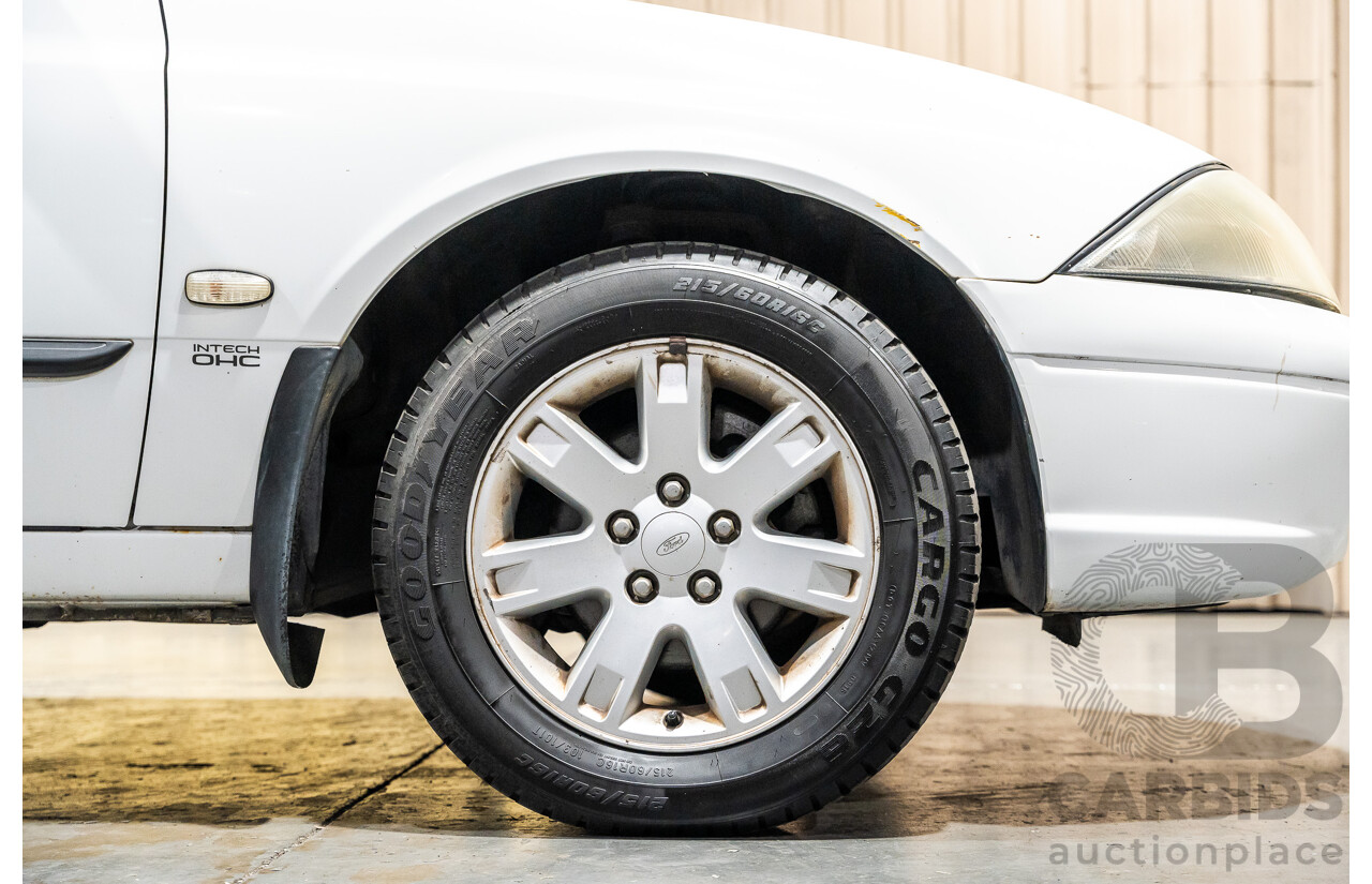 5/2002 Ford Falcon XL Tradesman AUII 2d C/Chas White 4.0L