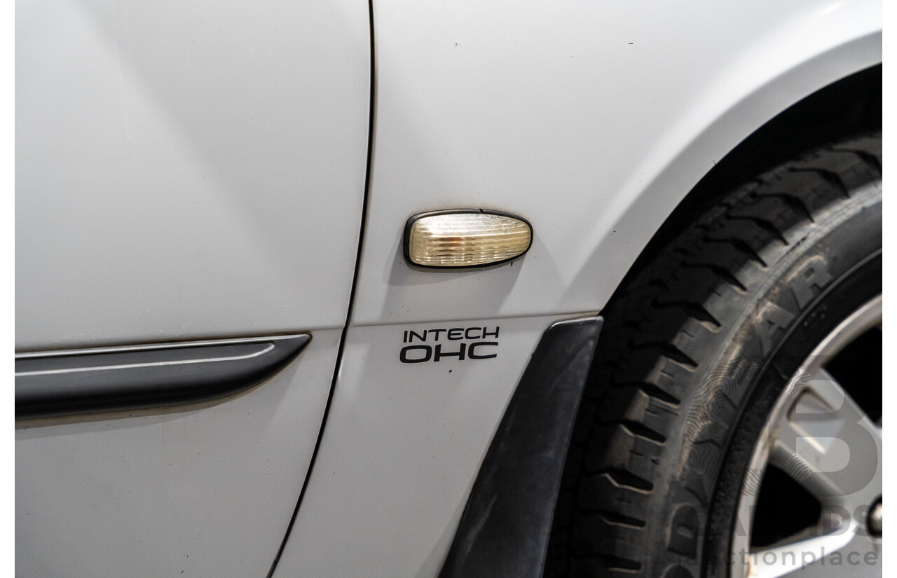 5/2002 Ford Falcon XL Tradesman AUII 2d C/Chas White 4.0L