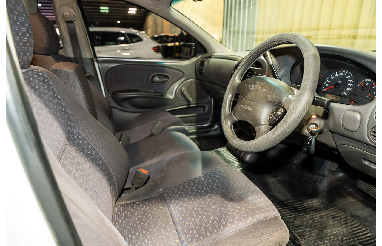 5/2002 Ford Falcon XL Tradesman AUII 2d C/Chas White 4.0L