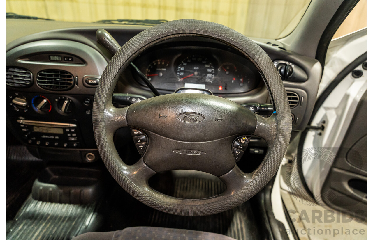 5/2002 Ford Falcon XL Tradesman AUII 2d C/Chas White 4.0L