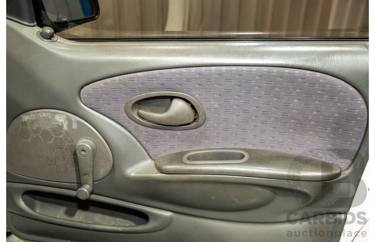 5/2002 Ford Falcon XL Tradesman AUII 2d C/Chas White 4.0L