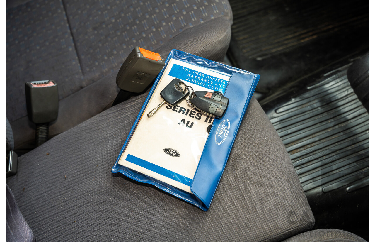 5/2002 Ford Falcon XL Tradesman AUII 2d C/Chas White 4.0L