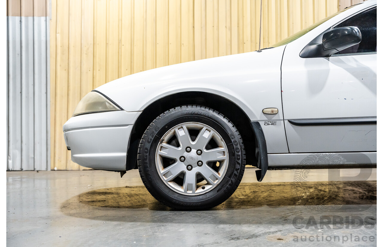 5/2002 Ford Falcon XL Tradesman AUII 2d C/Chas White 4.0L