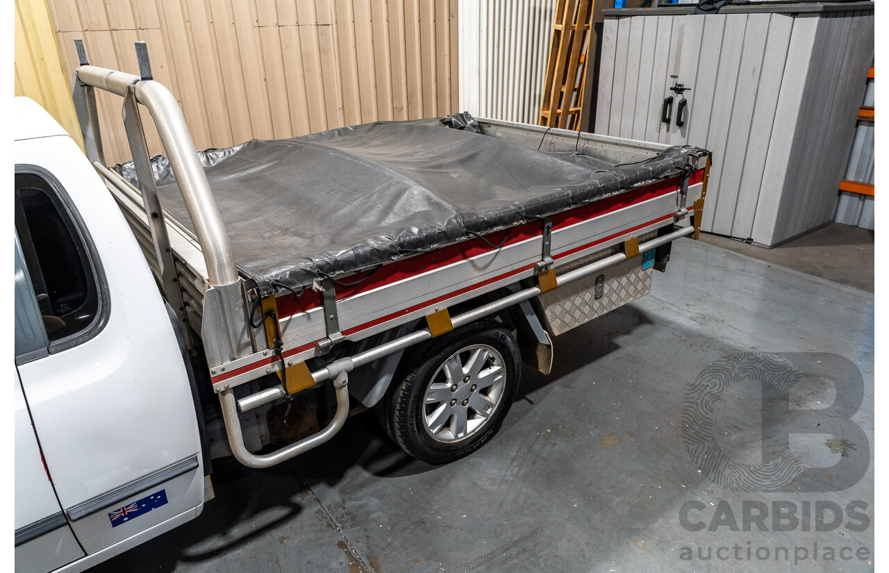 5/2002 Ford Falcon XL Tradesman AUII 2d C/Chas White 4.0L