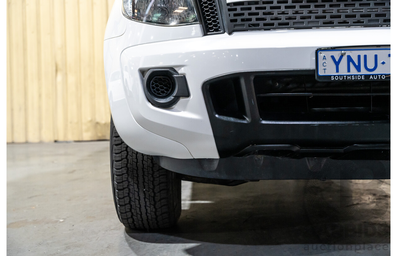 12/2013 Ford Ranger XL 2.2 Hi-Rider PX Super Cab Utility White Turbo Diesel 2.2L