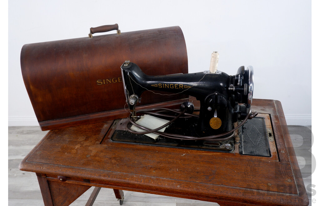 Antique Singer Sewing Machine Mounted in Oak Table